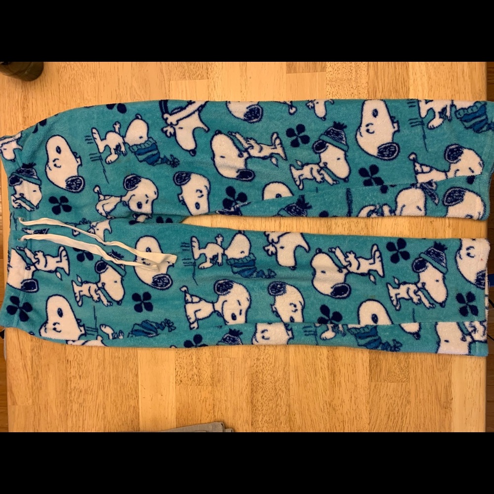Peanuts Super cute PJs!